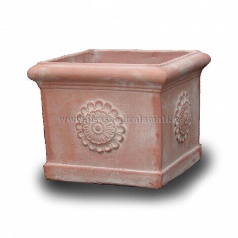 dado terracotta con rosona