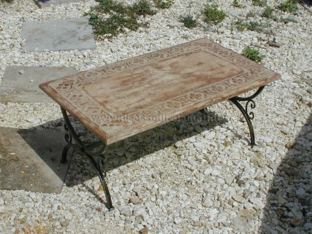tavolino da fumo in pietra con base in ferro