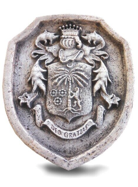 scudo anticato pietra