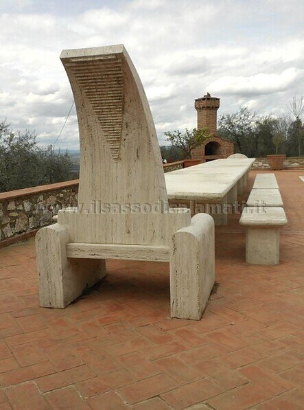 tavolo lungo in travertino