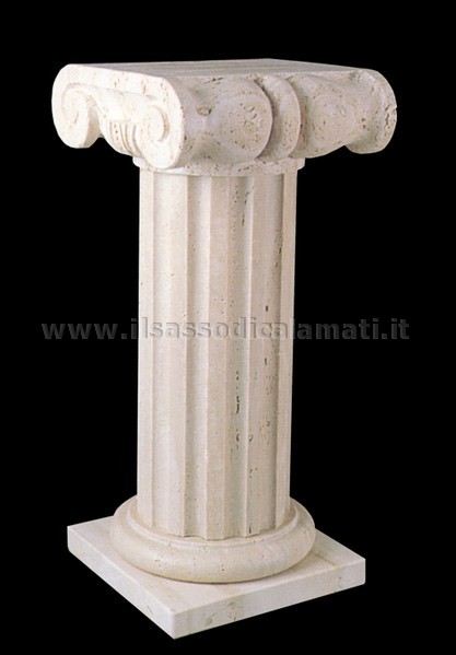 colonna e capitello pietra