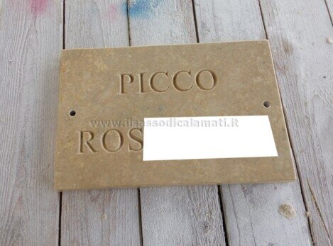 targa per villa pietra