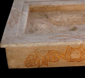 lavabo da giardino grezzo