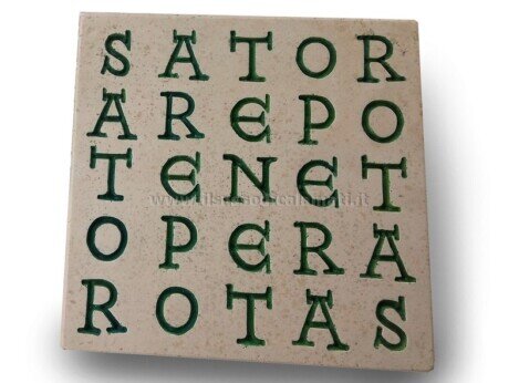 incisione sator su pietra