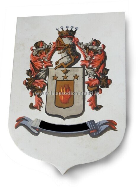 emblema araldico su pietra